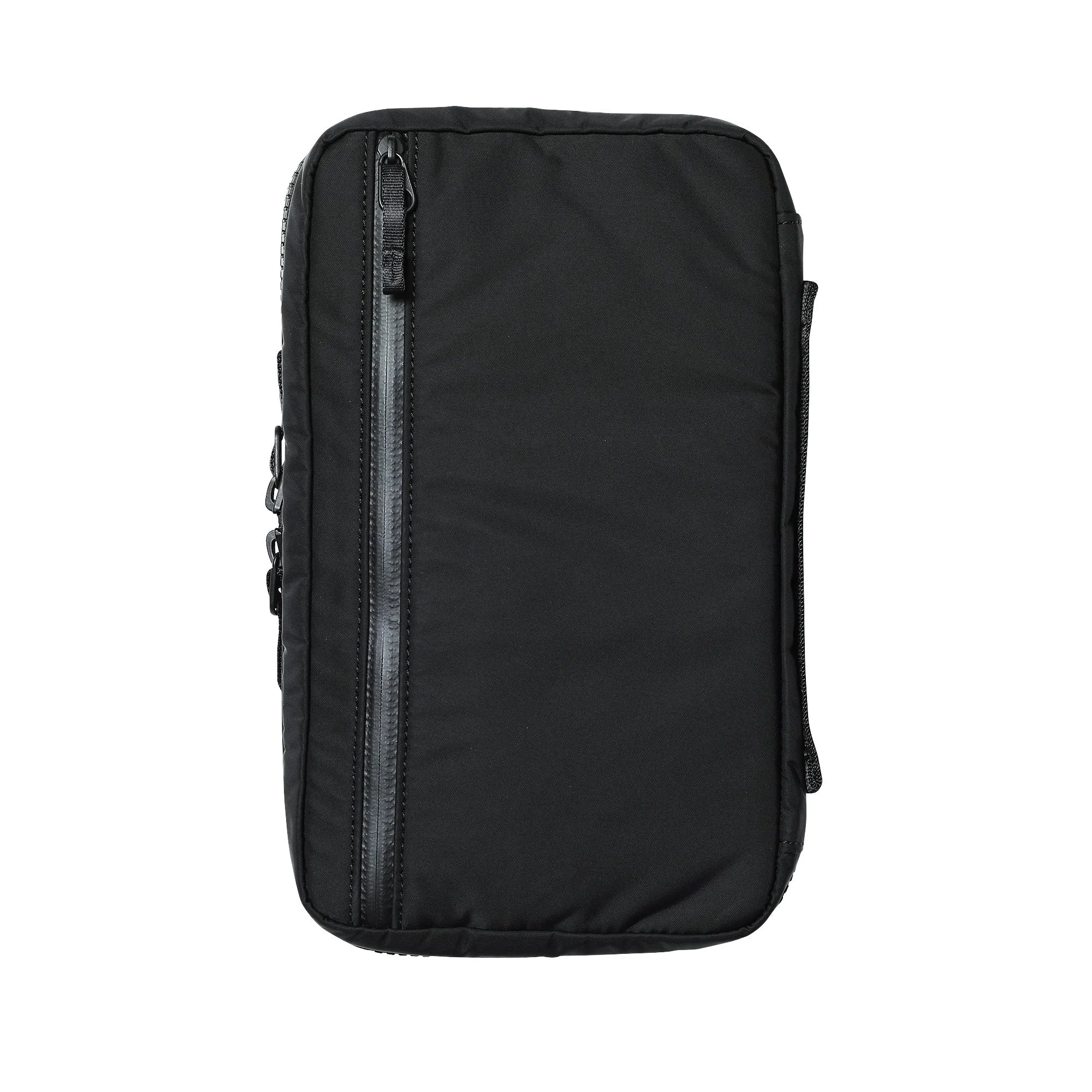 TRAVEL ORGANIZER