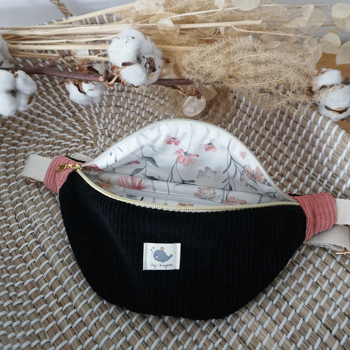 Treasure Bag - Black & Vieux Rose