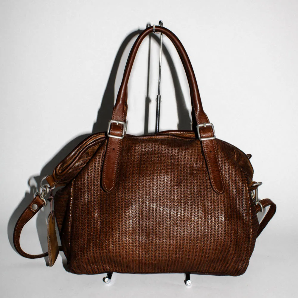 Vive La Difference - Deauville V (Rusty Brown)