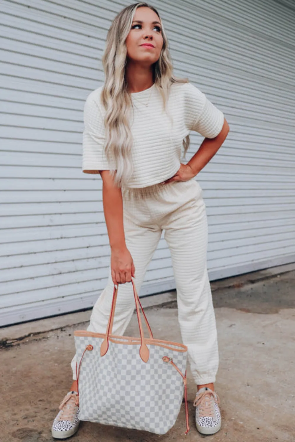 White Lattice Textured Cropped Tee and Jogger Pants Set